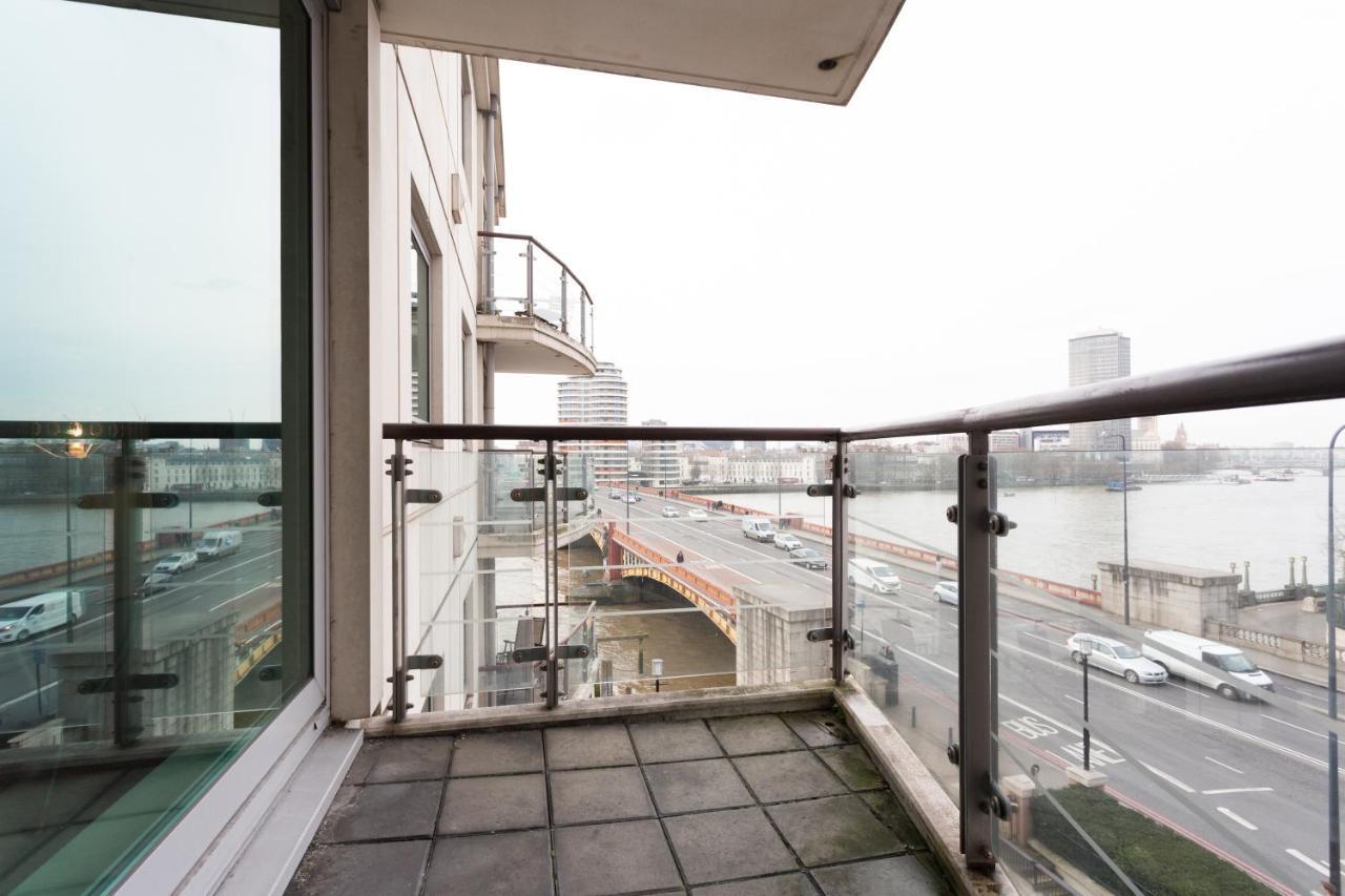 Apartmán St. George Wharf By Thesqua.Re Londýn Exteriér fotografie
