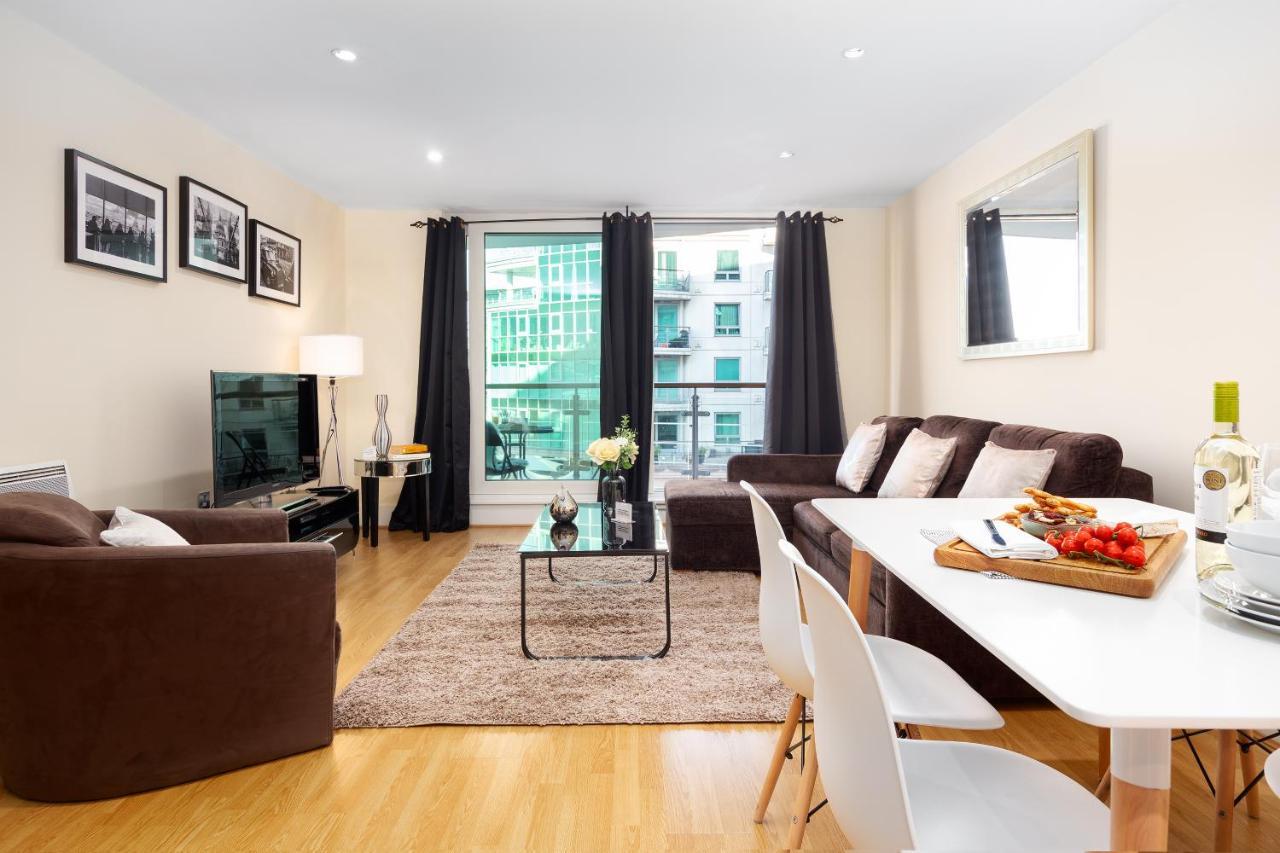 Apartmán St. George Wharf By Thesqua.Re Londýn Exteriér fotografie